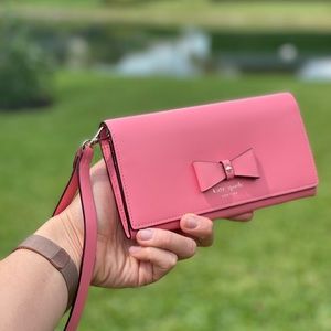 NWT KATE SPADE WRISTLET WALLET